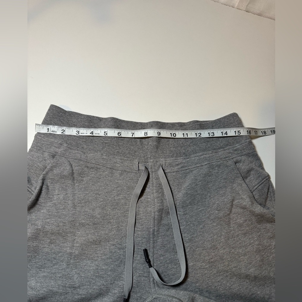 Lululemon Scuba High-Rise Jogger *French Terry - Heathered Core Ultra Light Grey - Picture 3 of 13